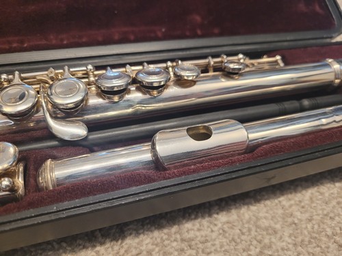 Yamaha 211 flute with - flute, hard