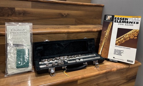 Yamaha 221 student - yamaha,